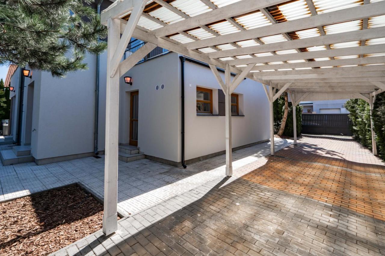 Serenity Prague Villa With Garden Jacuzzi Dış mekan fotoğraf